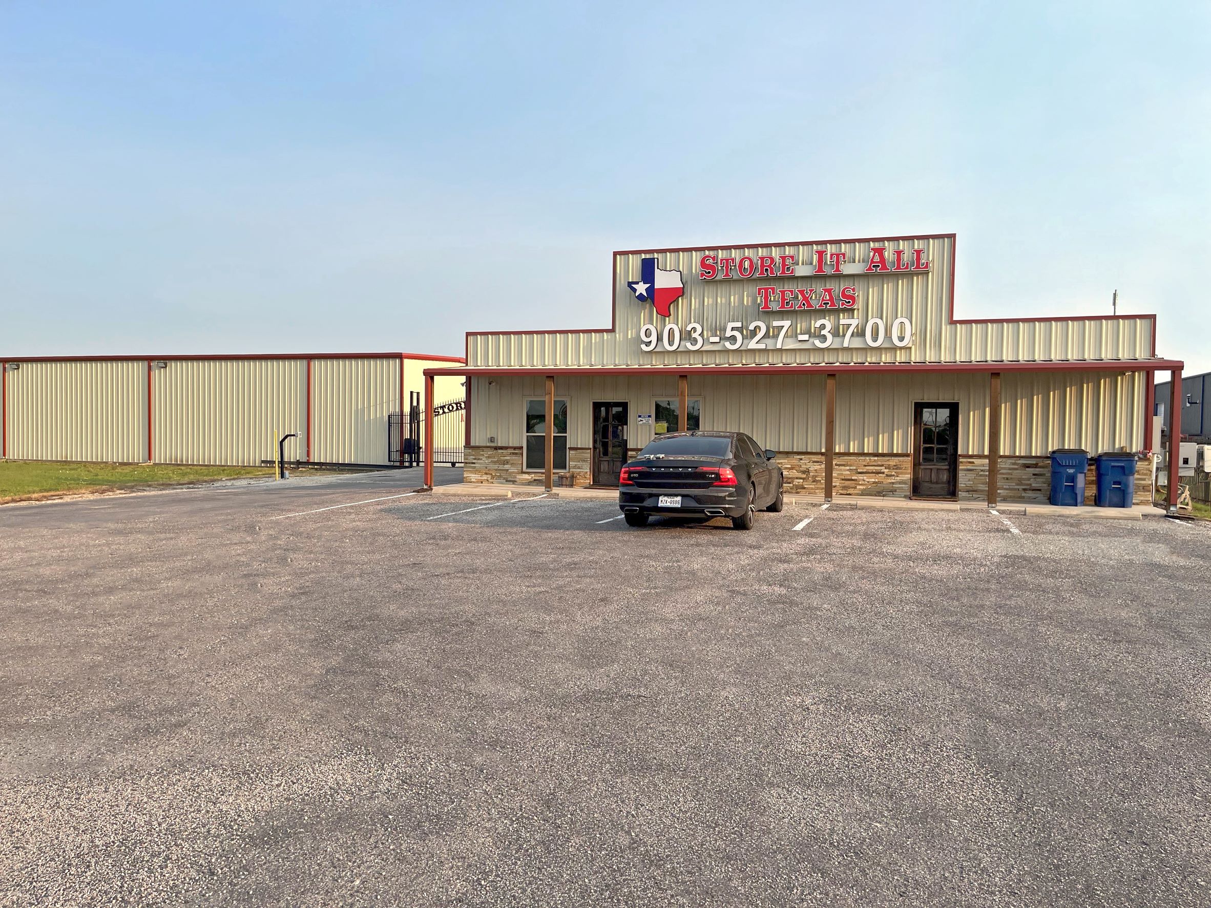 Castlerock Storage - Store It All Texas - Self Storage Facility For Sale by The Karr-Cunningham Storage Team